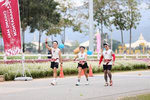 BIB: 
                            <button type="button" onclick="openModal(27859818)" class="btn btn-primary btn-sm float-right btn-popup" data-toggle="modal" data-target=".modal-high-quality">
                        <i class="fas fa-shopping-cart"></i> Add to Cart
                    </button>
                                            <button type="button" onclick="isThisMe(27859818, true)" class="btn btn-success btn-sm float-right btn-popup btn-isme hidden" data-toggle="tooltip" data-placement="bottom" title="นี่คือรูปของคุณใช่ไหม คลิกที่นี่เพื่อเอาเข้าอัลบั้ม">
                        <i class="fas fa-plus"></i> Add to album
                    </button>
                    <button type="button" onclick="isThisMe(27859818, false)" class="btn btn-warning btn-sm float-right btn-popup btn-isnotme hidden">
                        <i class="fas fa-ban"></i> Remove from album
                    </button>